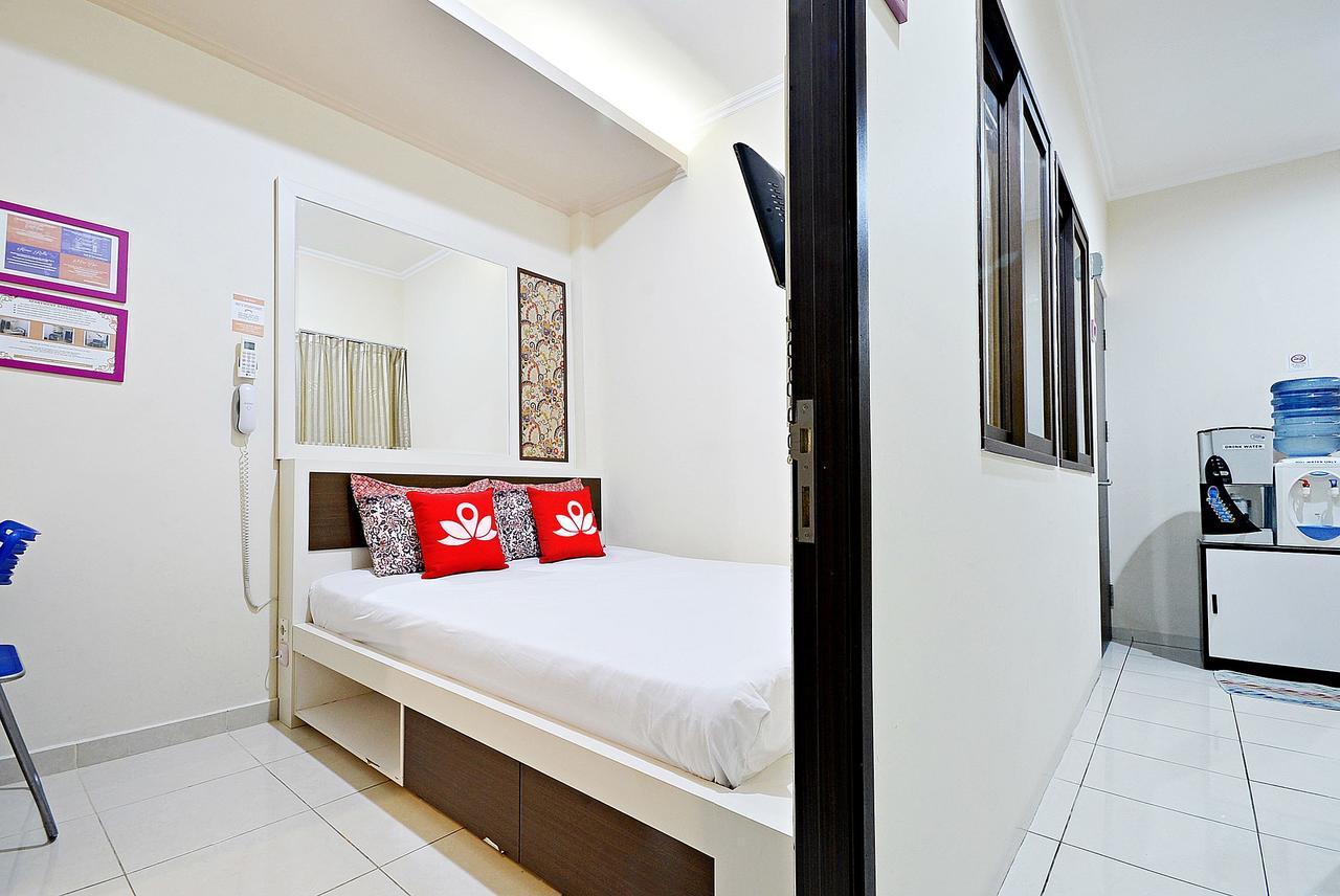 Zen Rooms Cideng Barat Jakarta Kültér fotó