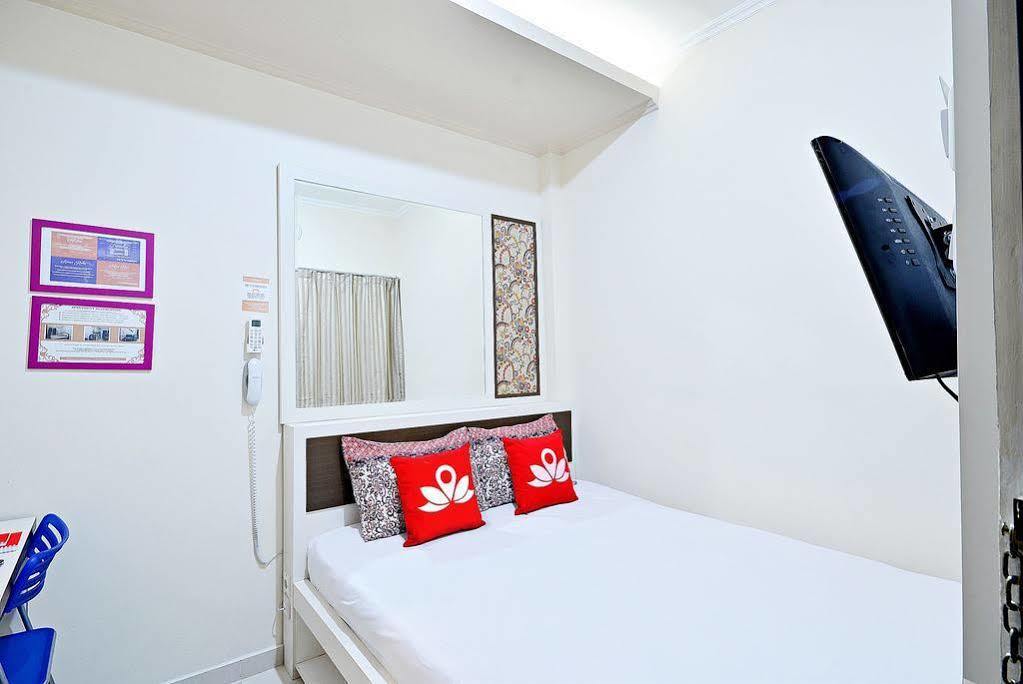 Zen Rooms Cideng Barat Jakarta Kültér fotó